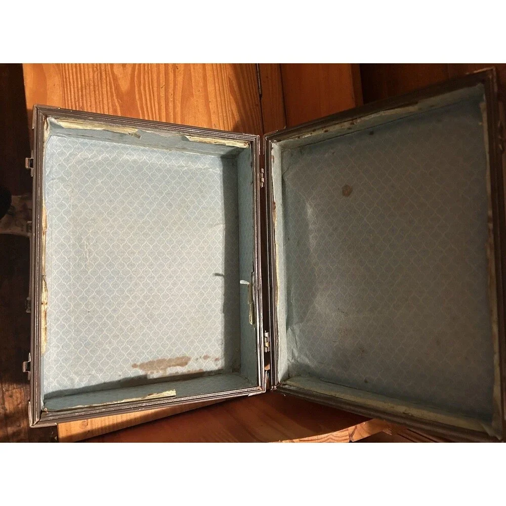 Vintage 1950s Vanity Case Mid Century Decor Girls Ballerina Kitty Suitcase Retro